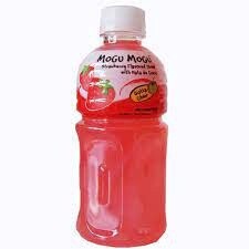 Mogu Mogu Strawberry Drink with Nata de Coco 320ml