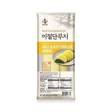 CJ Hasunjung Pickled Radish Half Cut 400g
