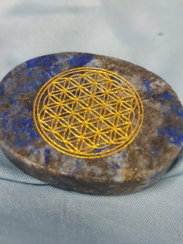 Lapis lazuli Flower of life pocket stone