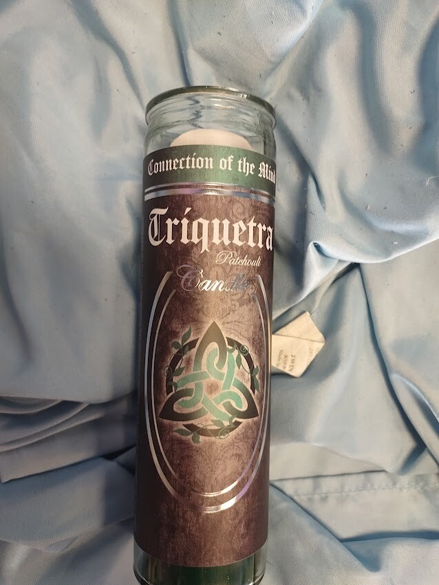 7day glass ritual candle/triquetra/patchouli