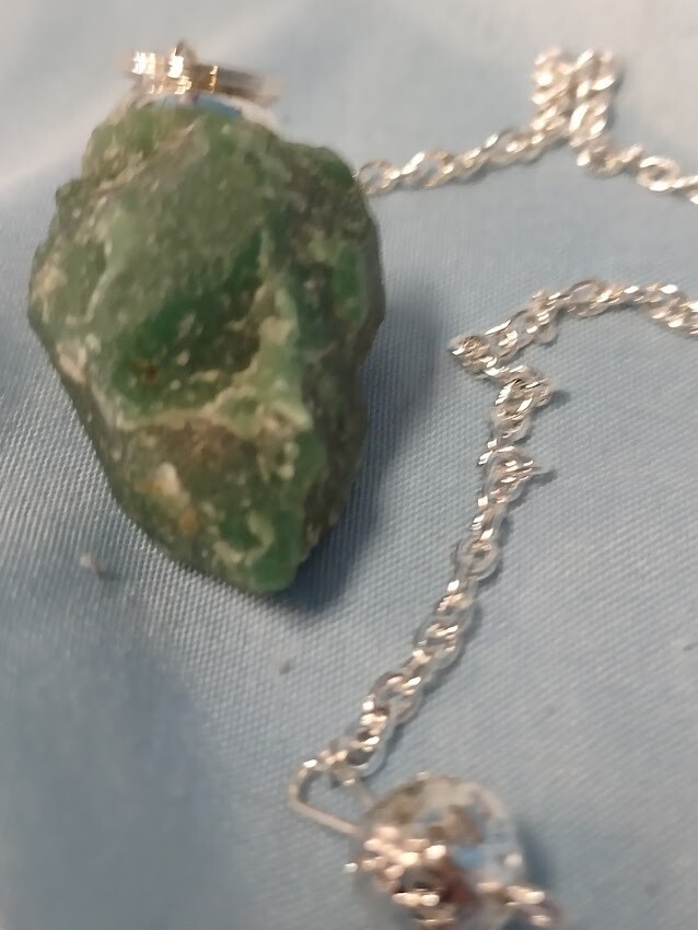 Rough Pendulum Green Adventurine