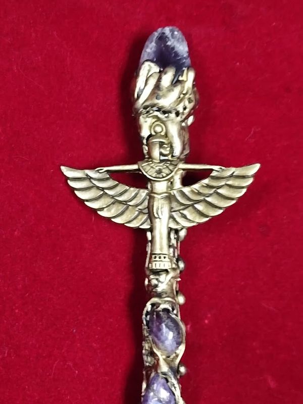 Magic Wand/Amethyst w/ Gold Isis