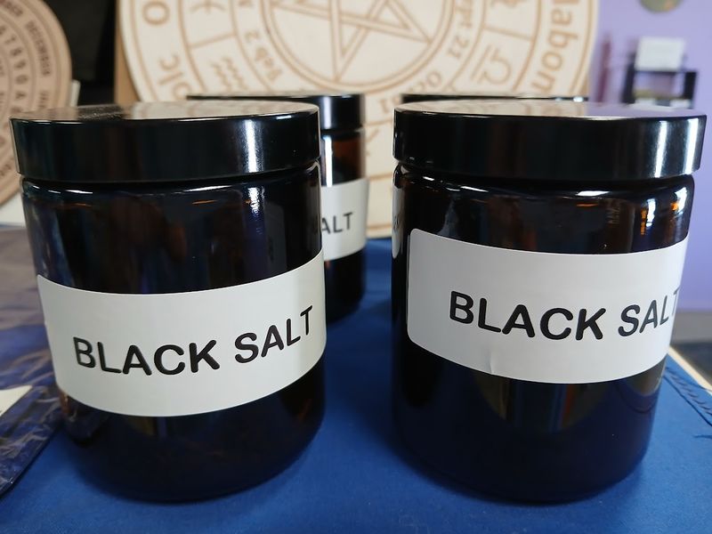 BLACK SALT