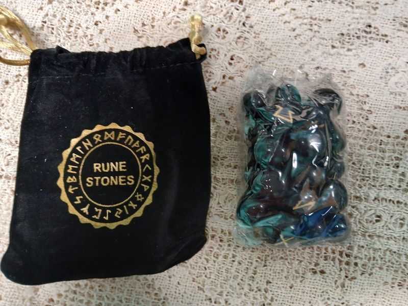 Black Obsidian Gemstone Rune Sets with Velvet Pouch