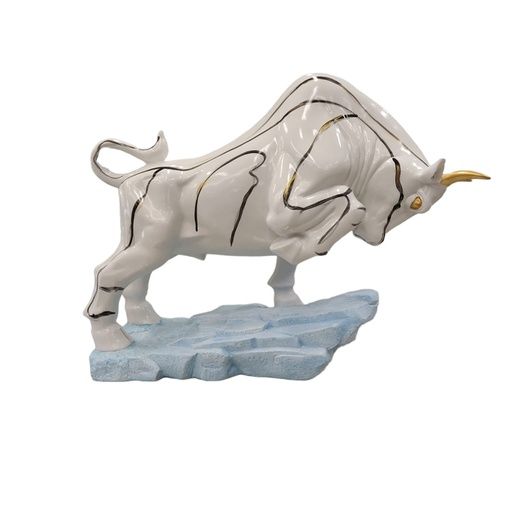 ESTATUA TORO BLANCO
