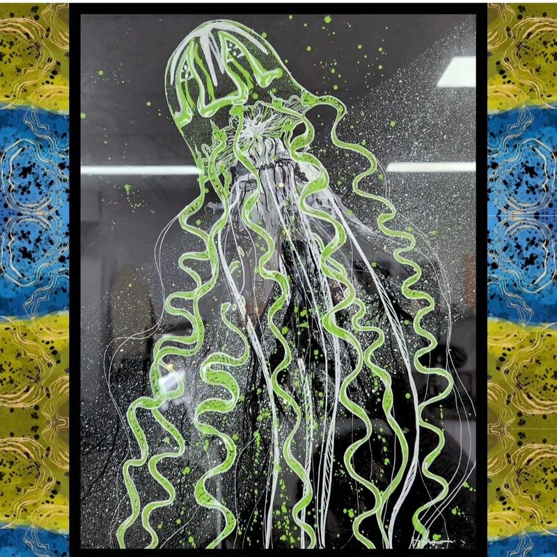 Glow Dama (Jellyfish) - Nathan Dowling