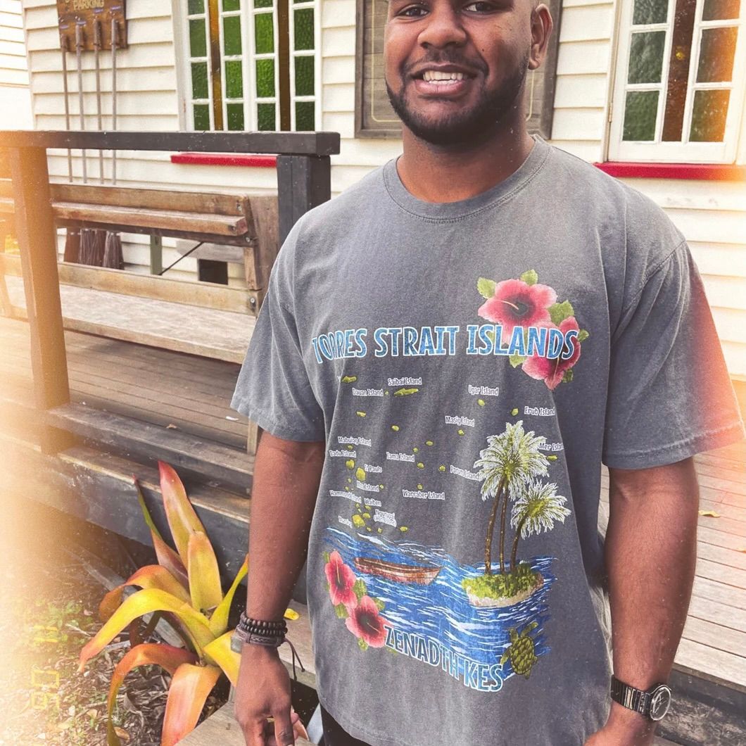 Athe Theads Island Tee