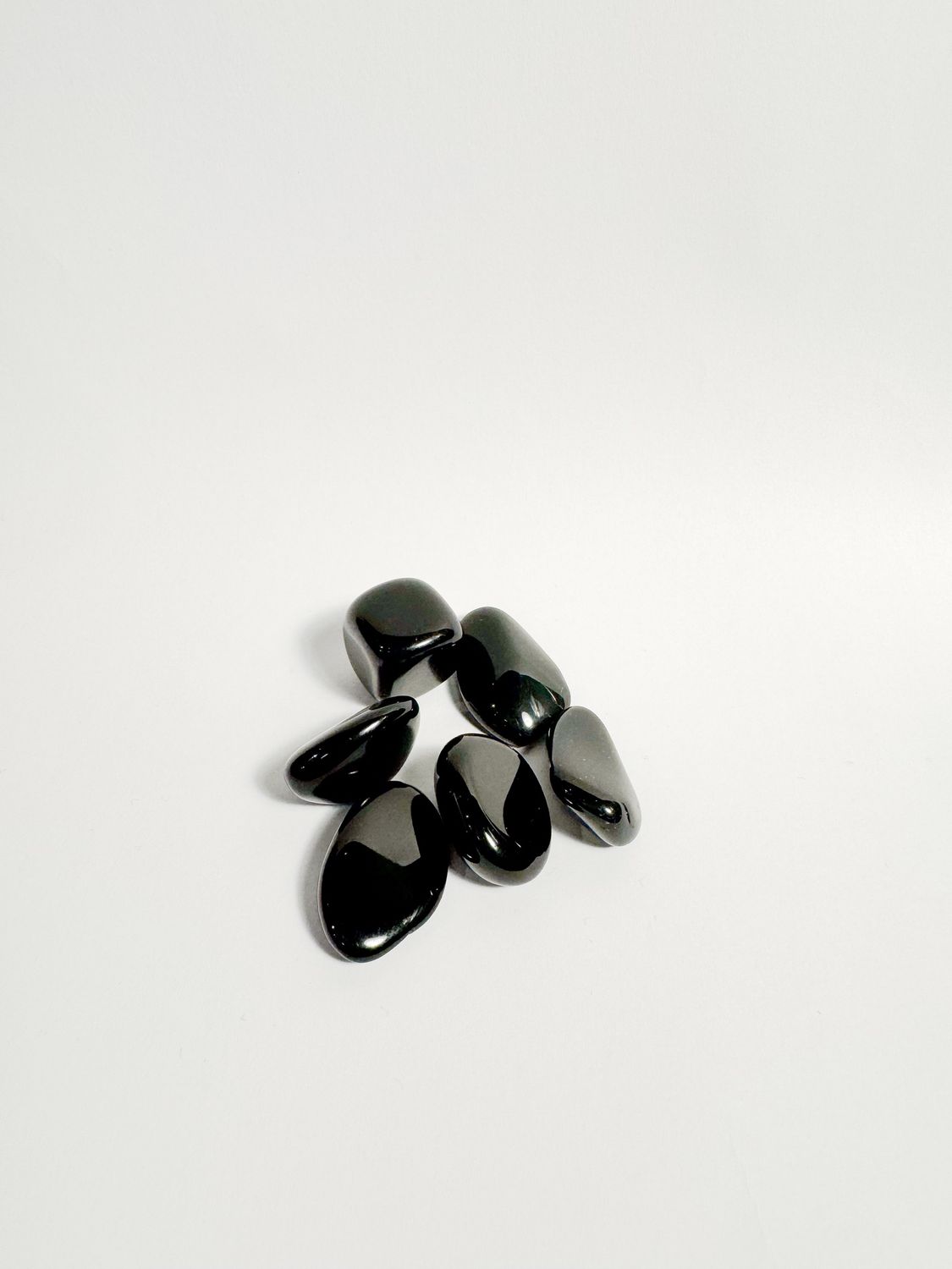 Black Obsidian Tumbled Stone M