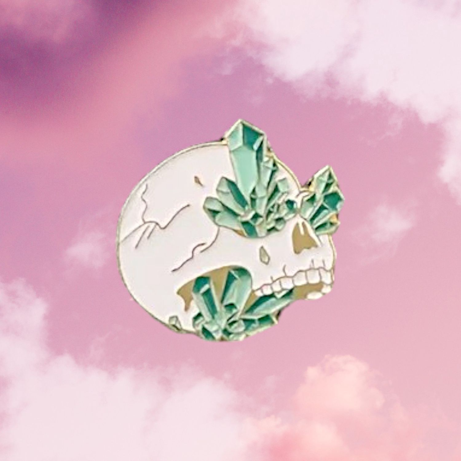 Crystal Skull Pin, Design: Green Skull