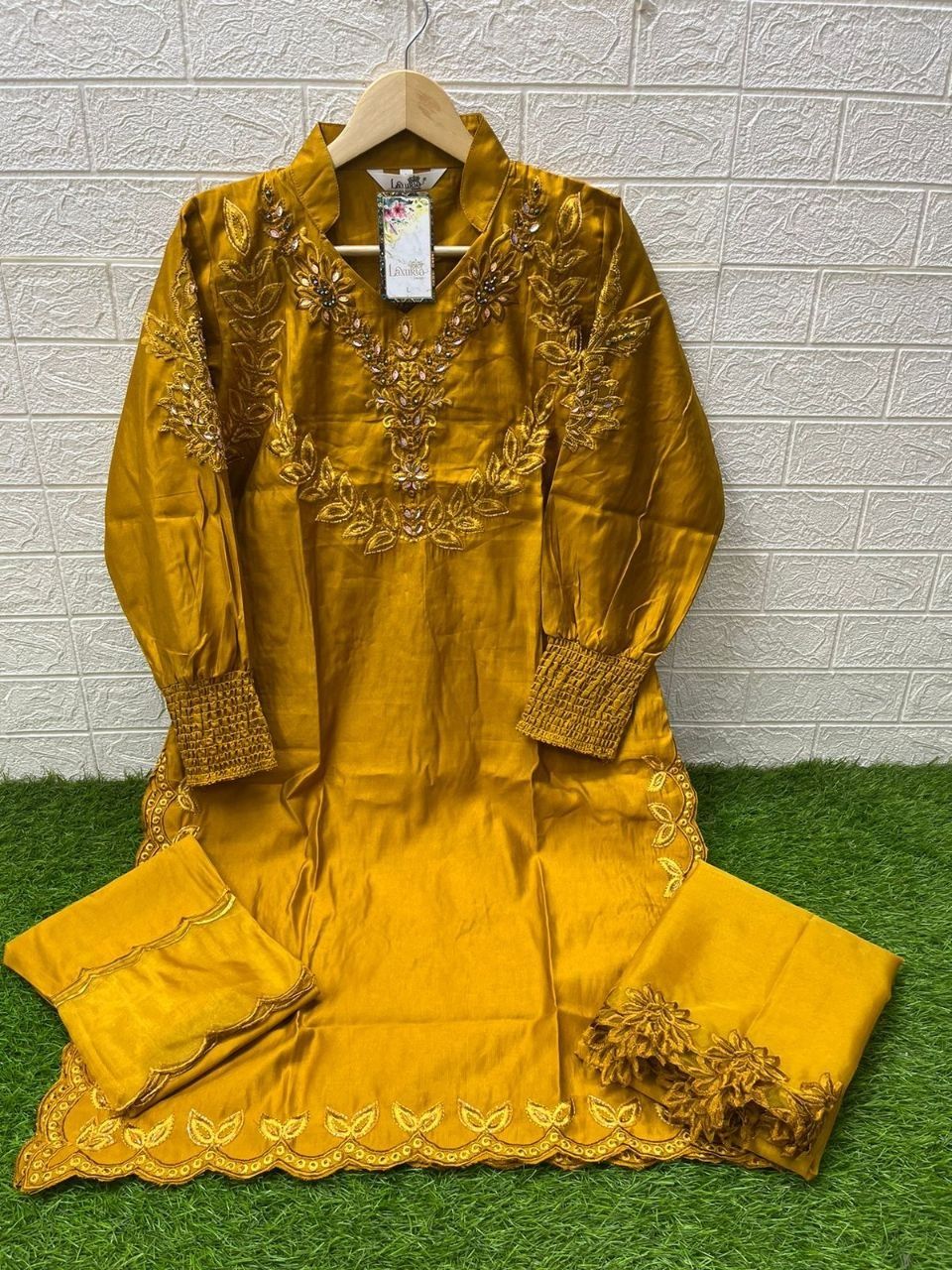 DESIGNER TUNIC SET