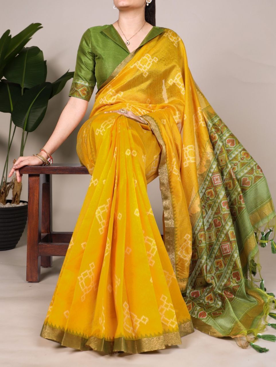 SAREE - JACQUARD SILK