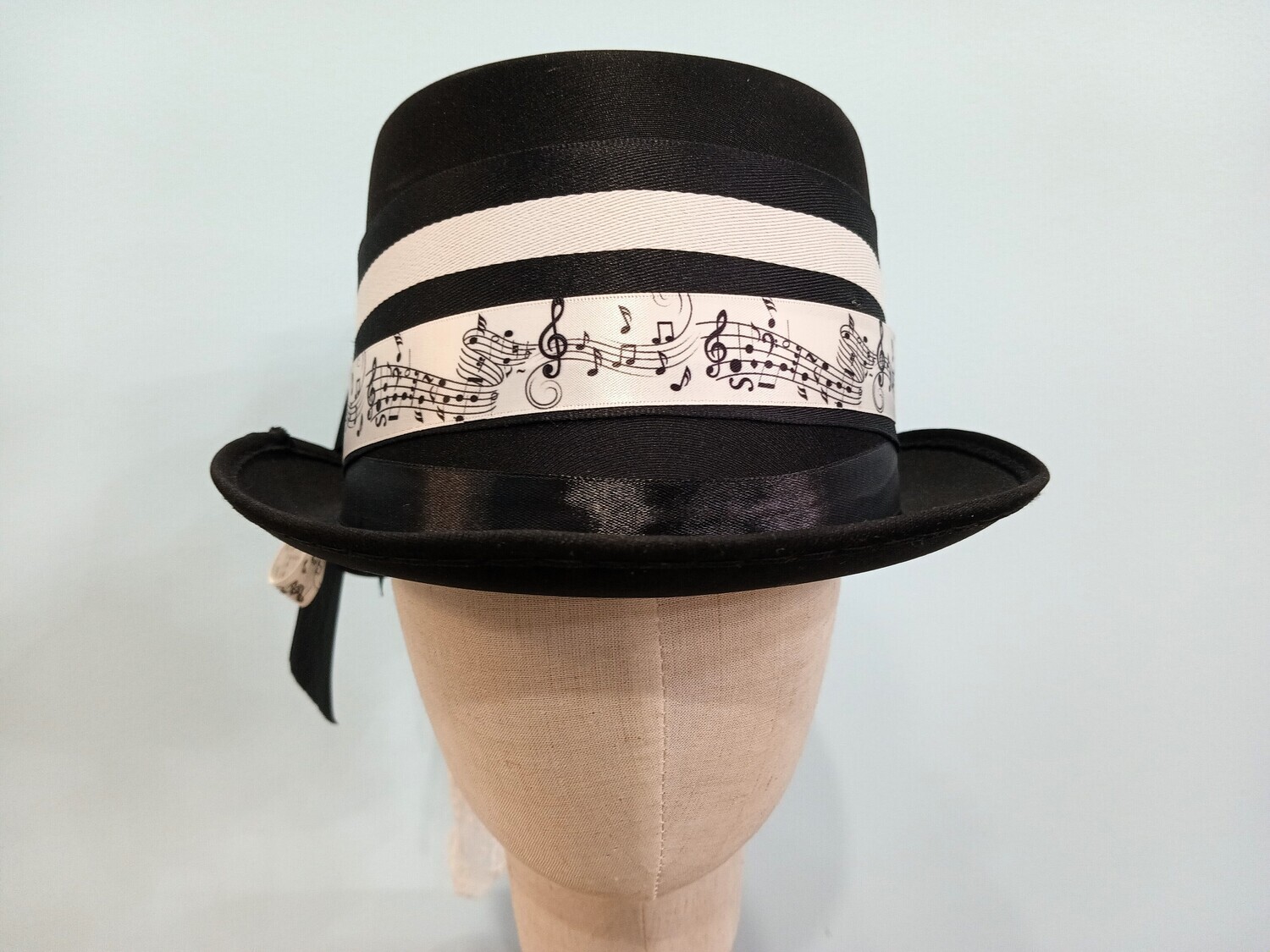 Permasilk Ladies Music Notes Top Hat