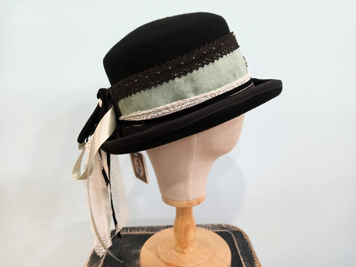 Wool Soft Ladies Black/ Teal