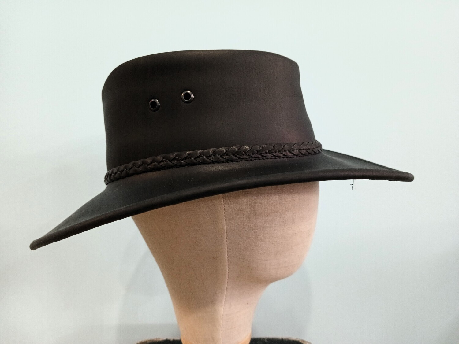 Outback AH Black XL