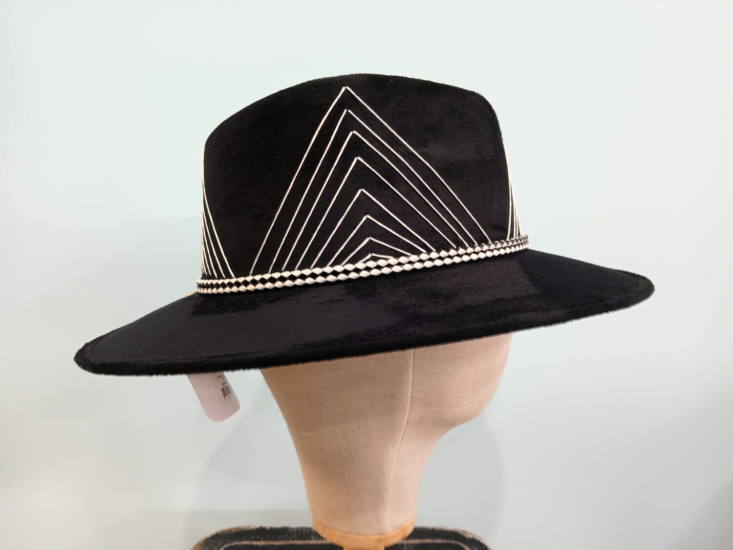 Lively Rancher Black
