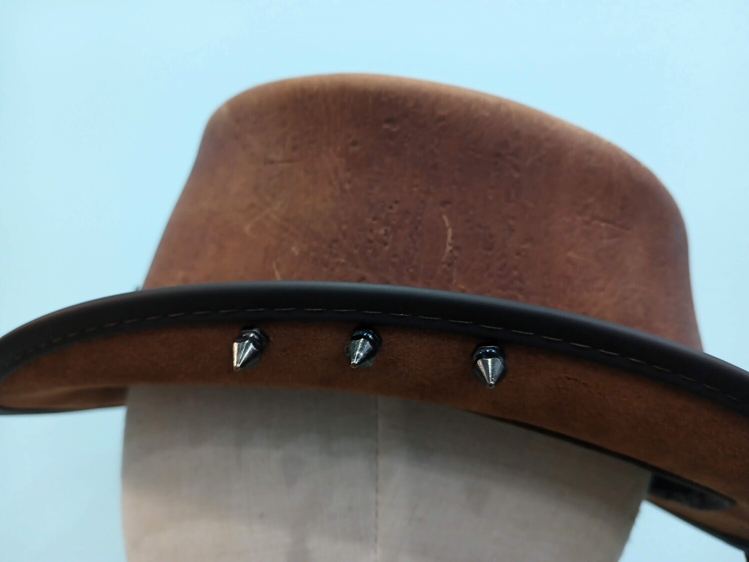Marlowe AH Spikes1 Brown XL