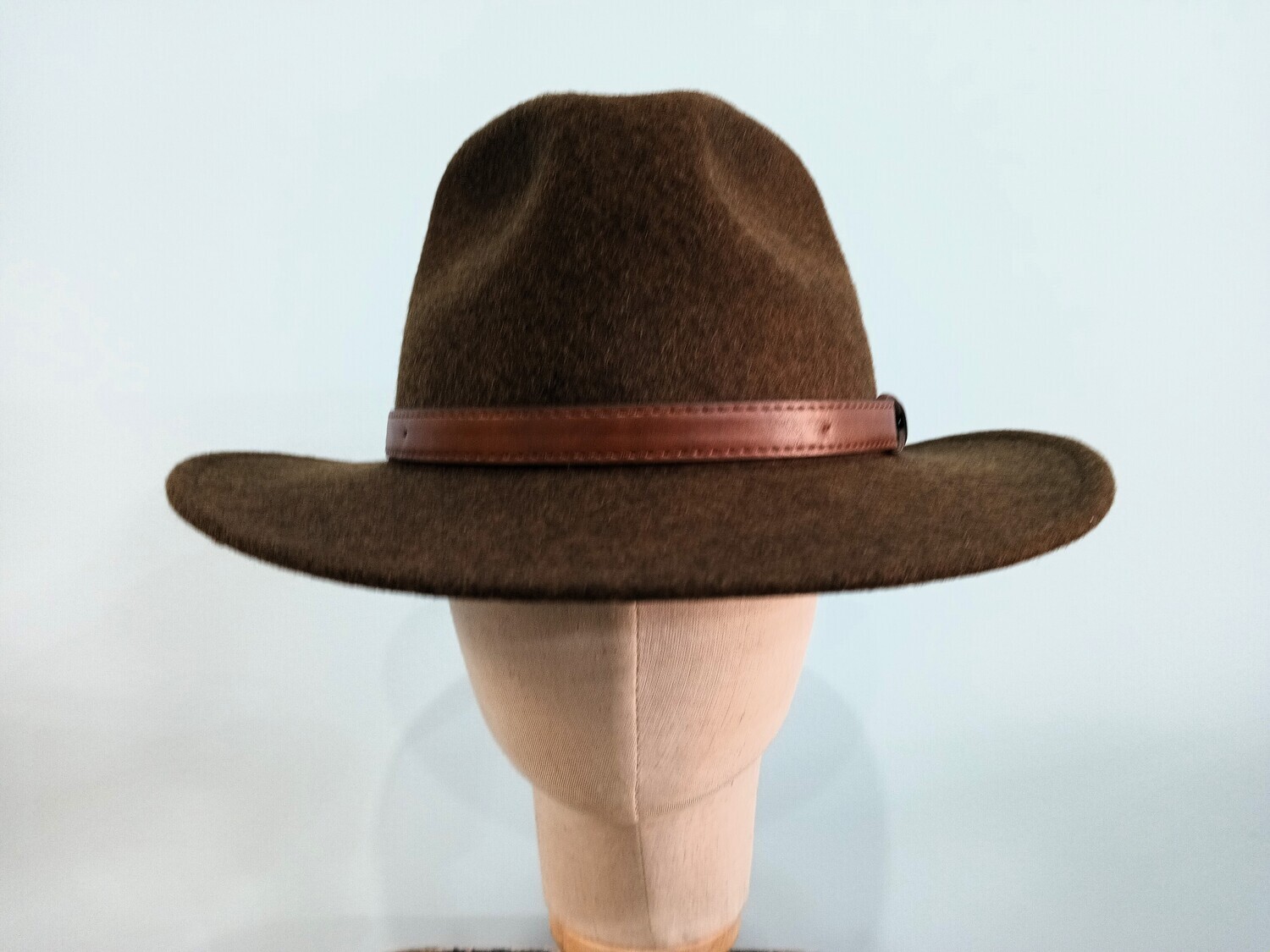 Indiana Brown L