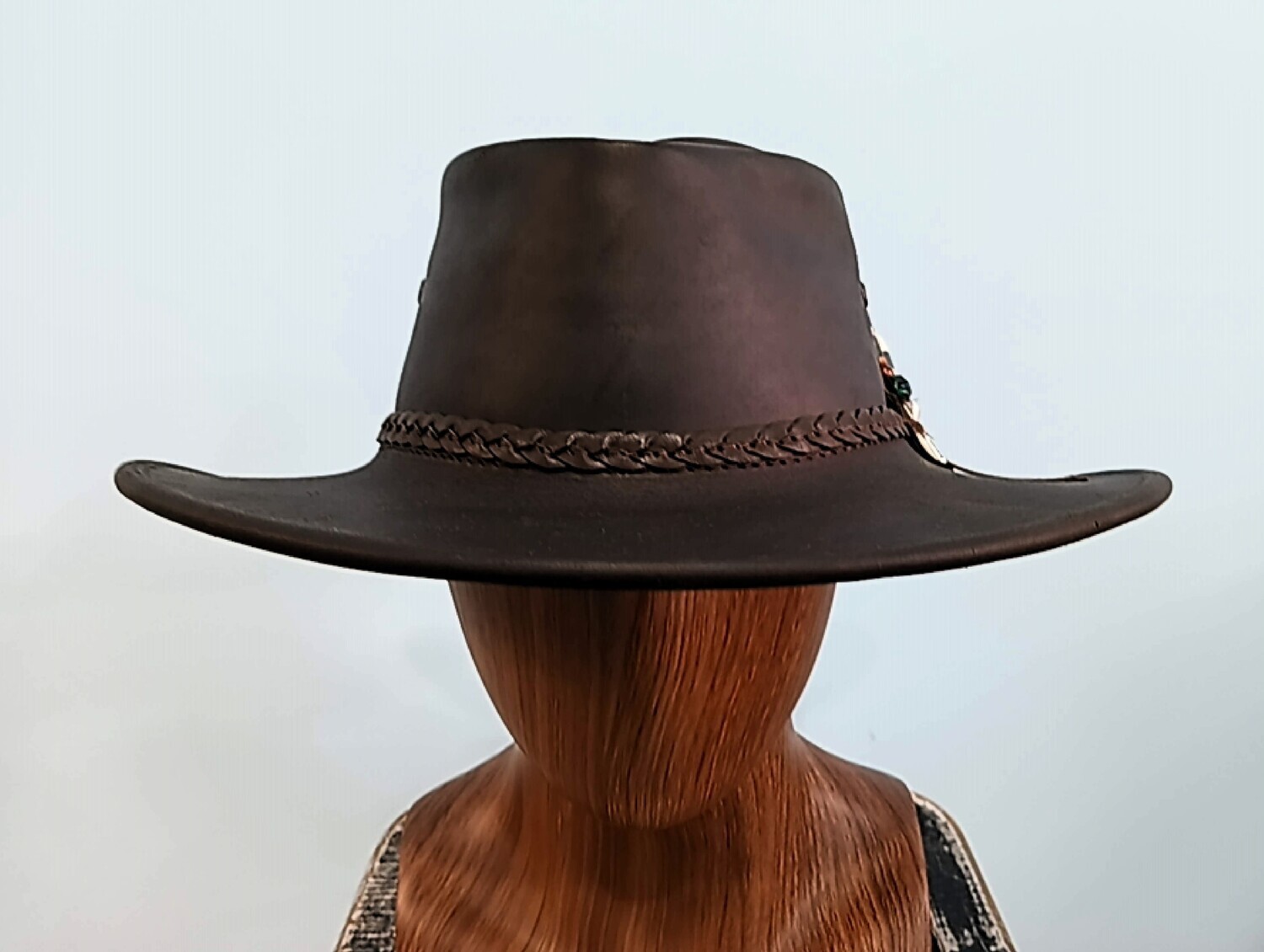 Outback AH Black Brown Custom 1 L