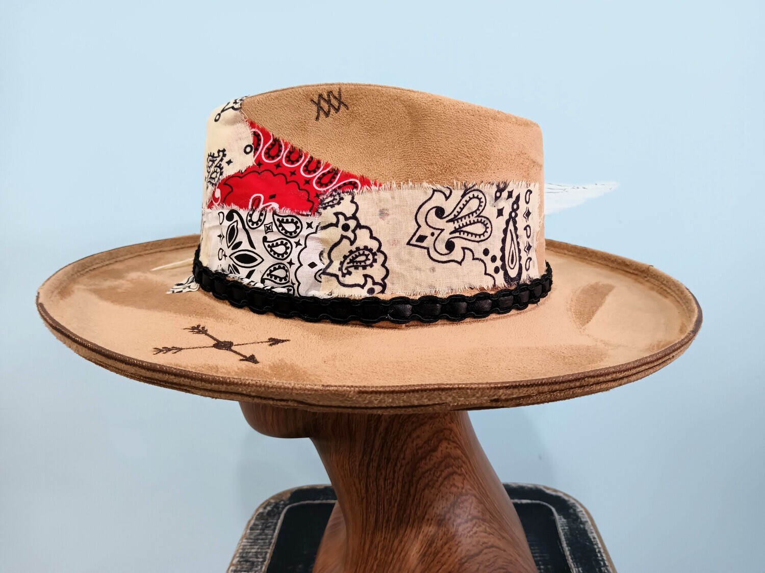 Tash Taupe Rancher Fthr/ Band 2
