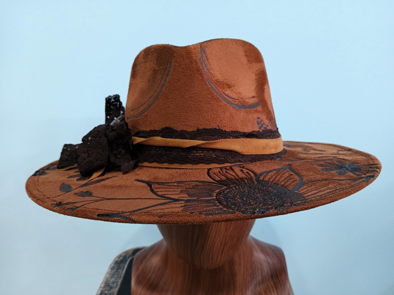 Tash Camel Rancher Wdbrn/ Fthr/ Band 1