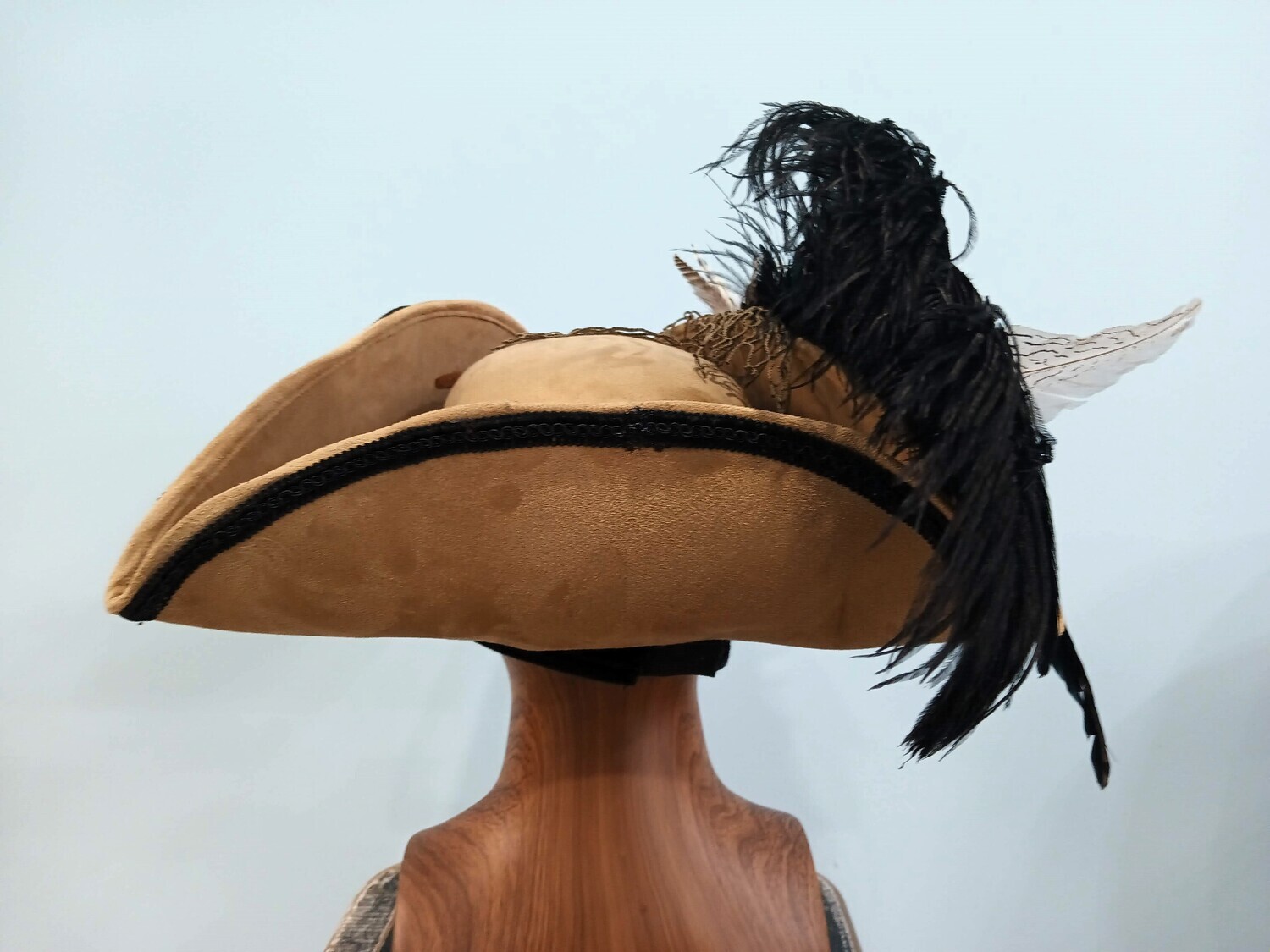 Calypso Tan/ Black 1