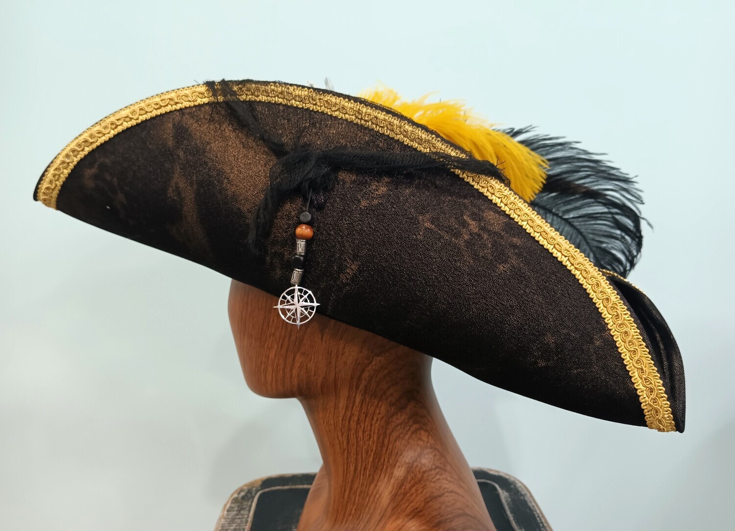 Calypso Black/ Gold 2