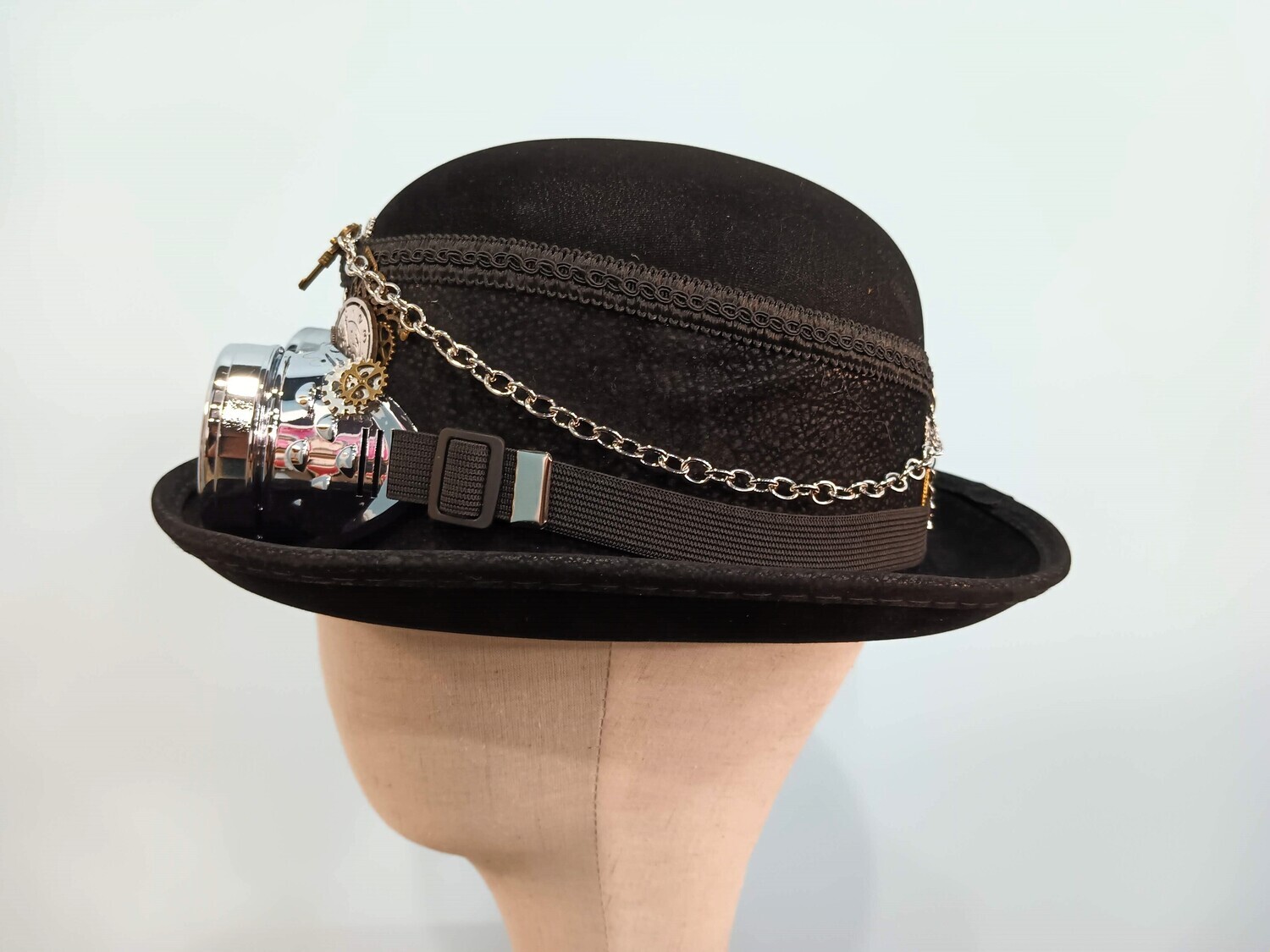 L.Crown Bowler Steampunk Black 2
