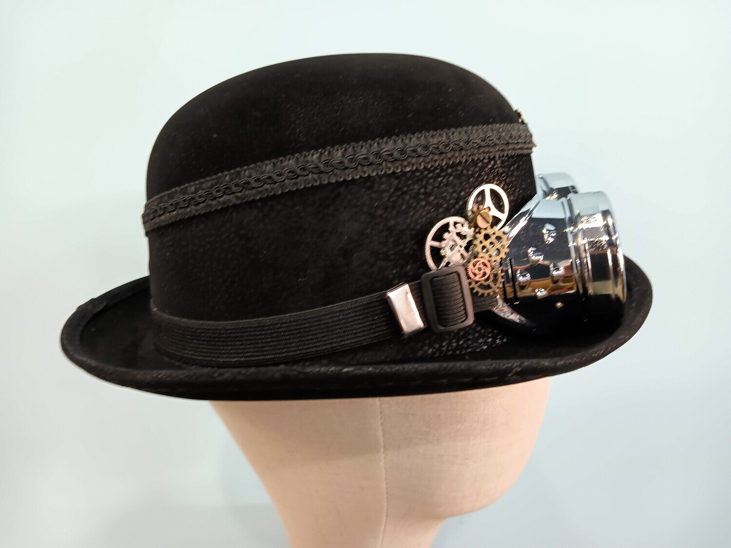 L.Crown Bowler Steampunk Black 2
