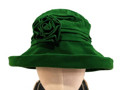 Emma Cloche Emerald