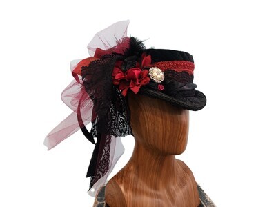 Black/ Red Crushed Velvet Victorian Fascinator