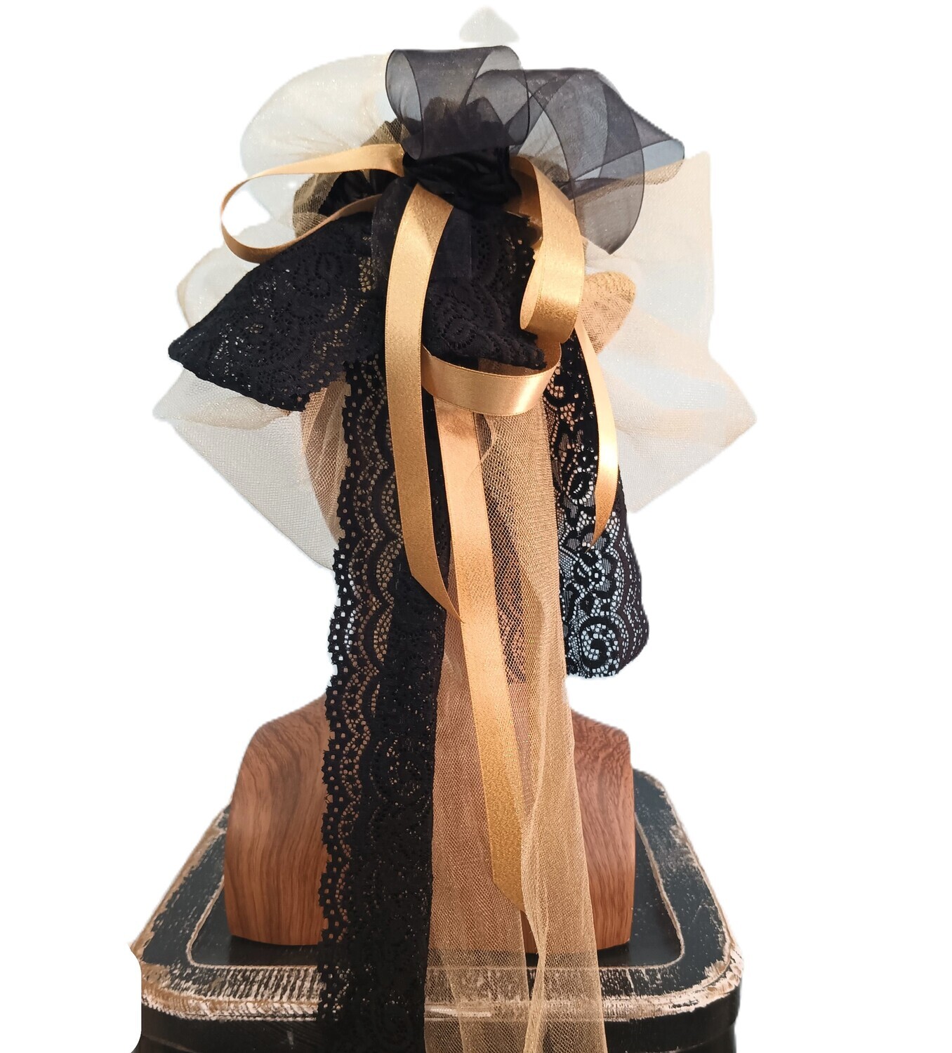 Black/ Gold Crushed Velvet Victorian Fascinator 1