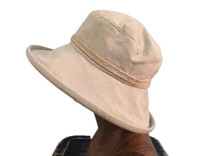Pippa Summer Sand Cloche
