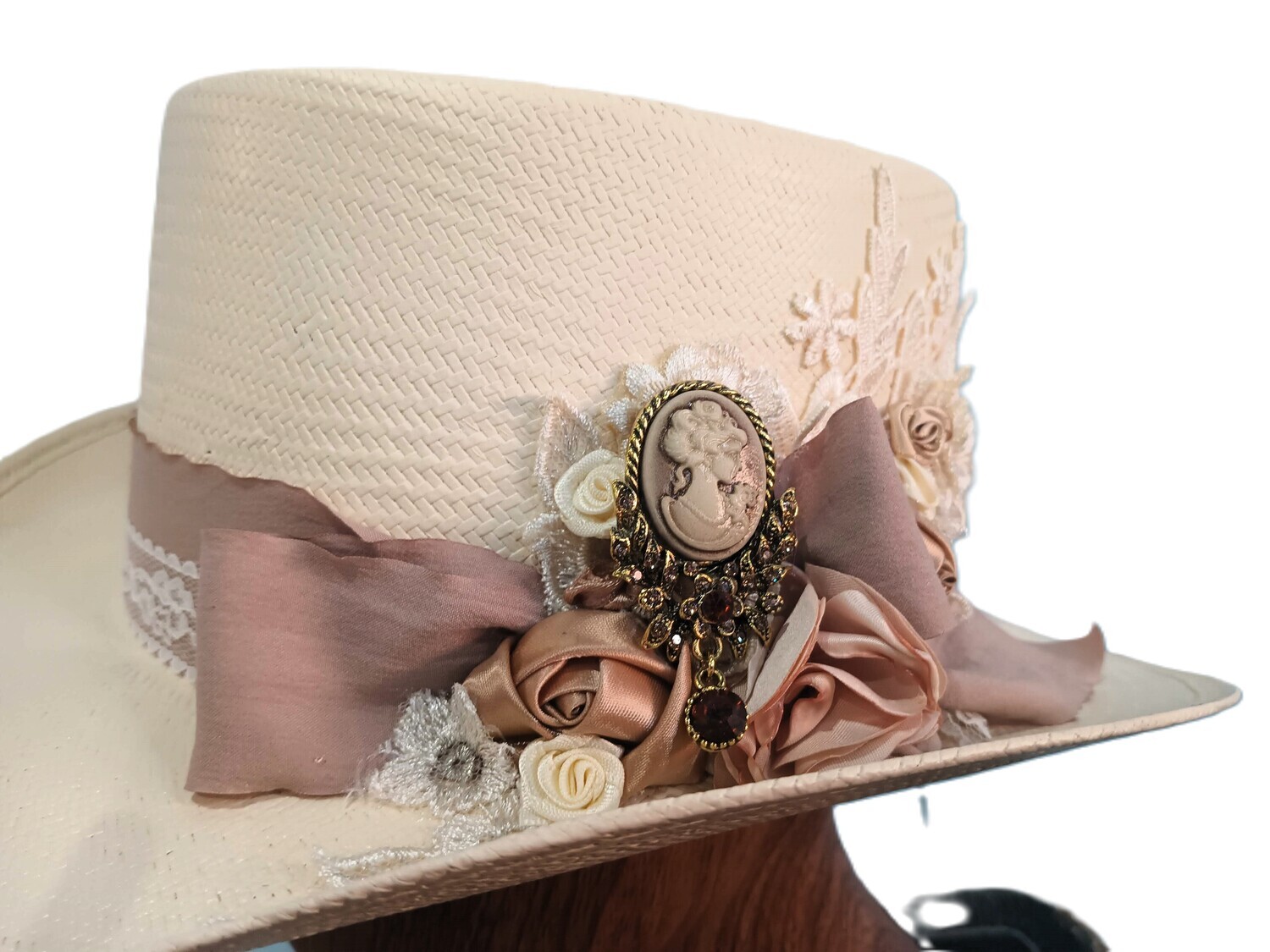 Straw Gambler Ladies Top Hat AH Ivory 1 M