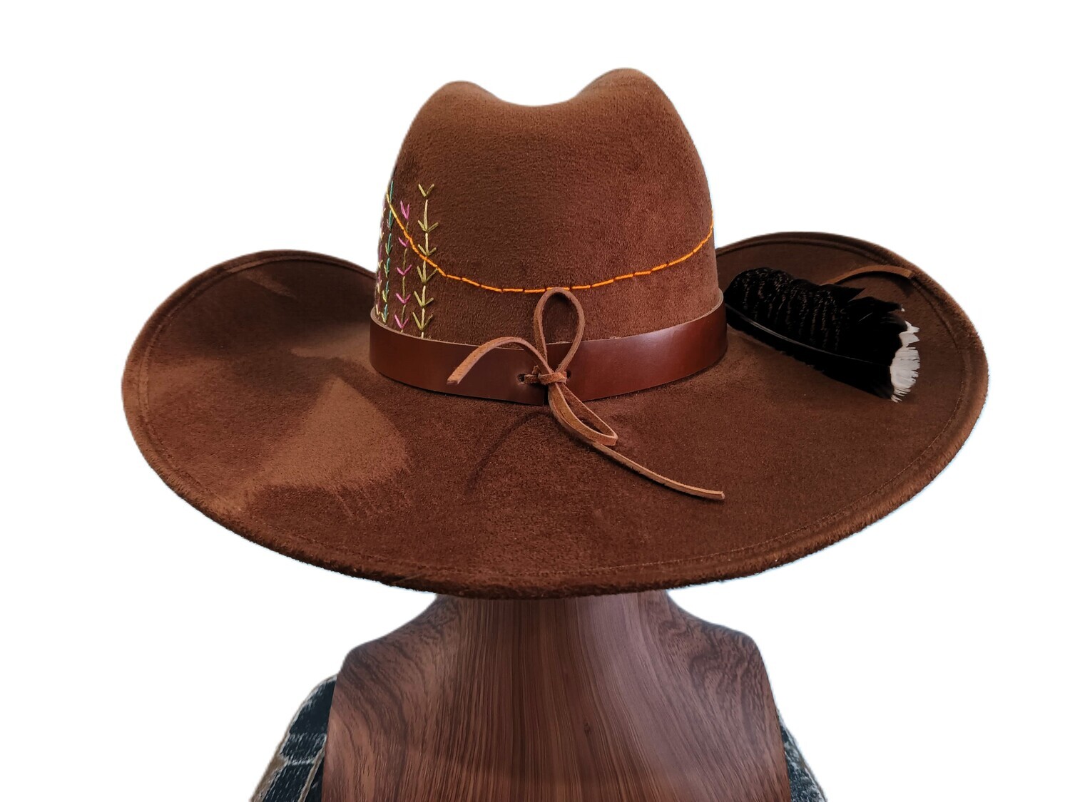Lively Brown Cowboy Color Zip /Stones M