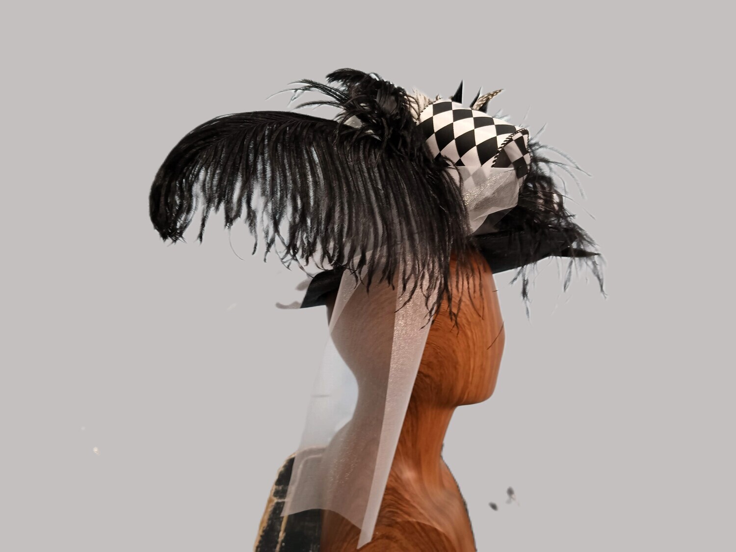 Black Wide Brim Derby Fascinator
