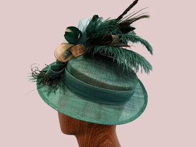 Emerald Wide Brim Derby Fascinator 1