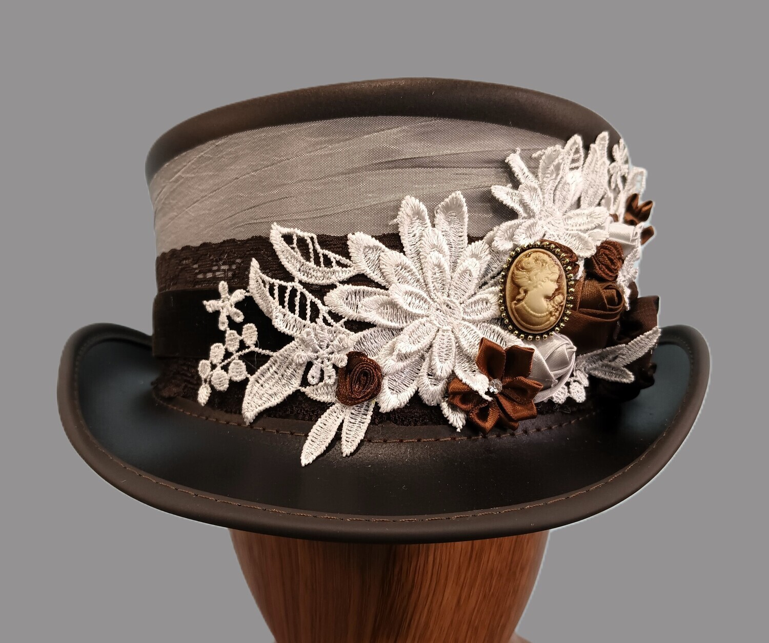 Marlowe AH Ladies Brown/ Grey Victorian Top Hat 1 L