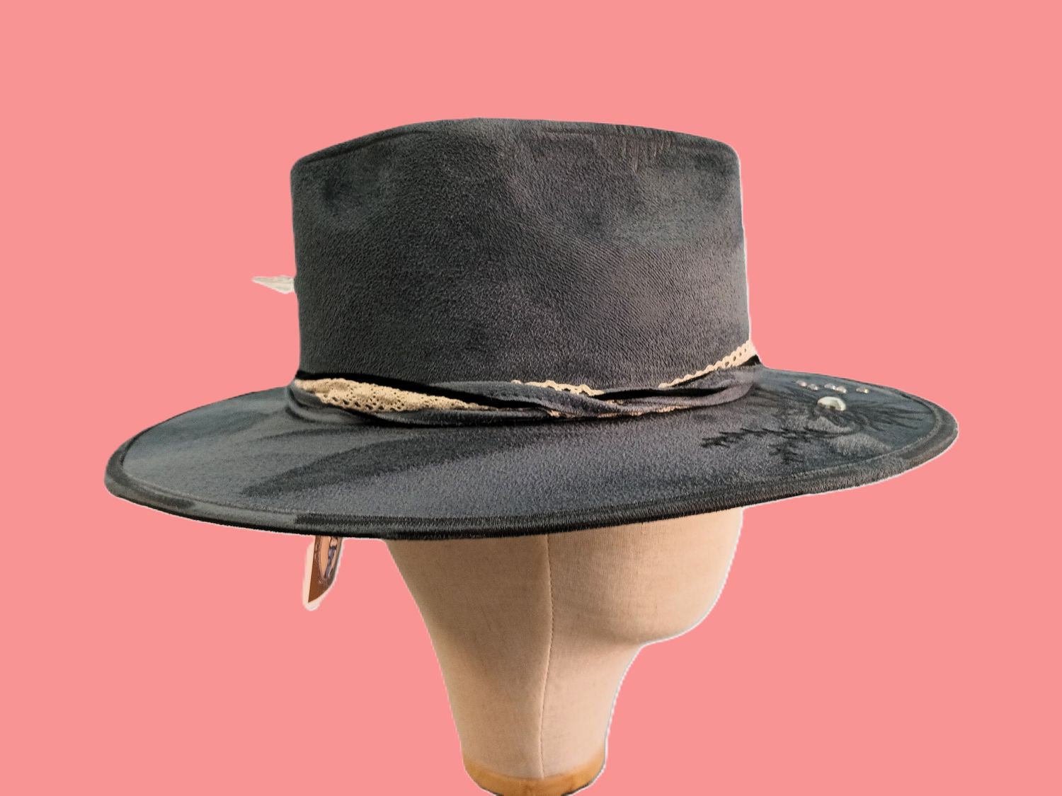 Tash Smokey Blue Arrow Crown Rancher Wdbrn M