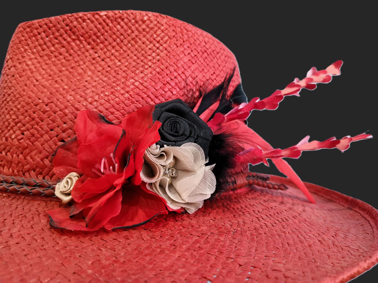 Red Straw Rolled Brim Rancher L