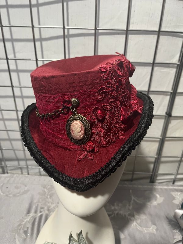 TTT Victorian Fascinator