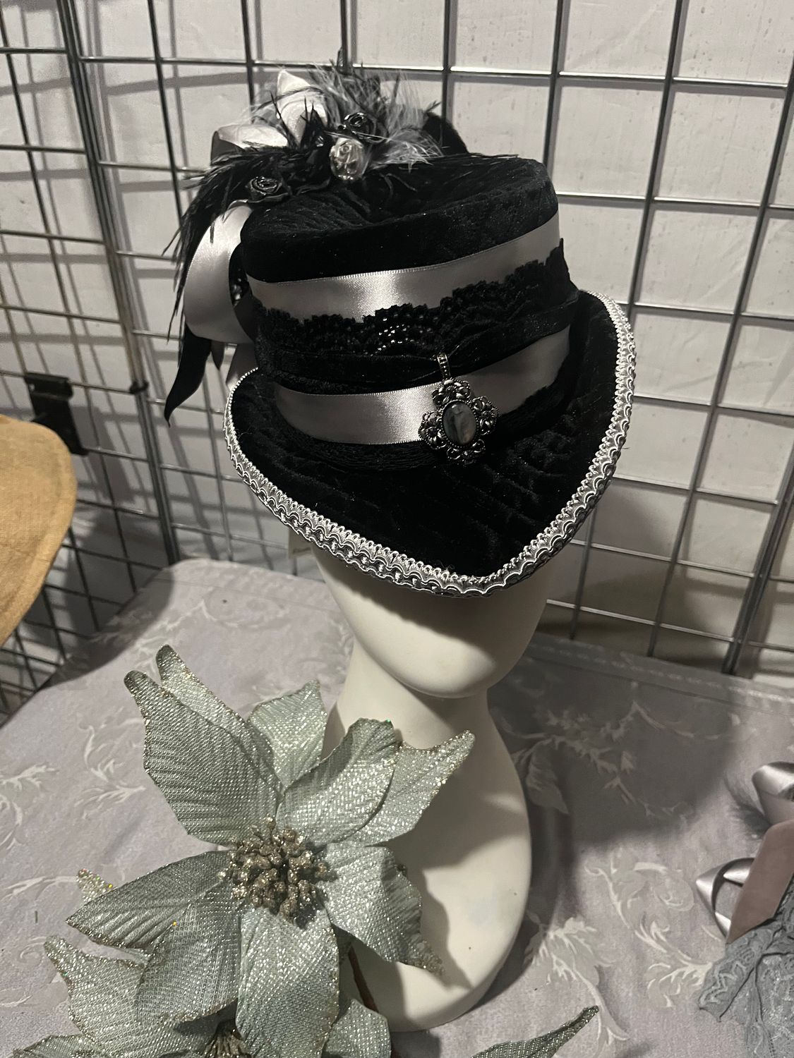 TTT Victorian Fascinator