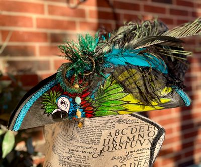 Calypso Black/ Handpainted Parrot Pirate