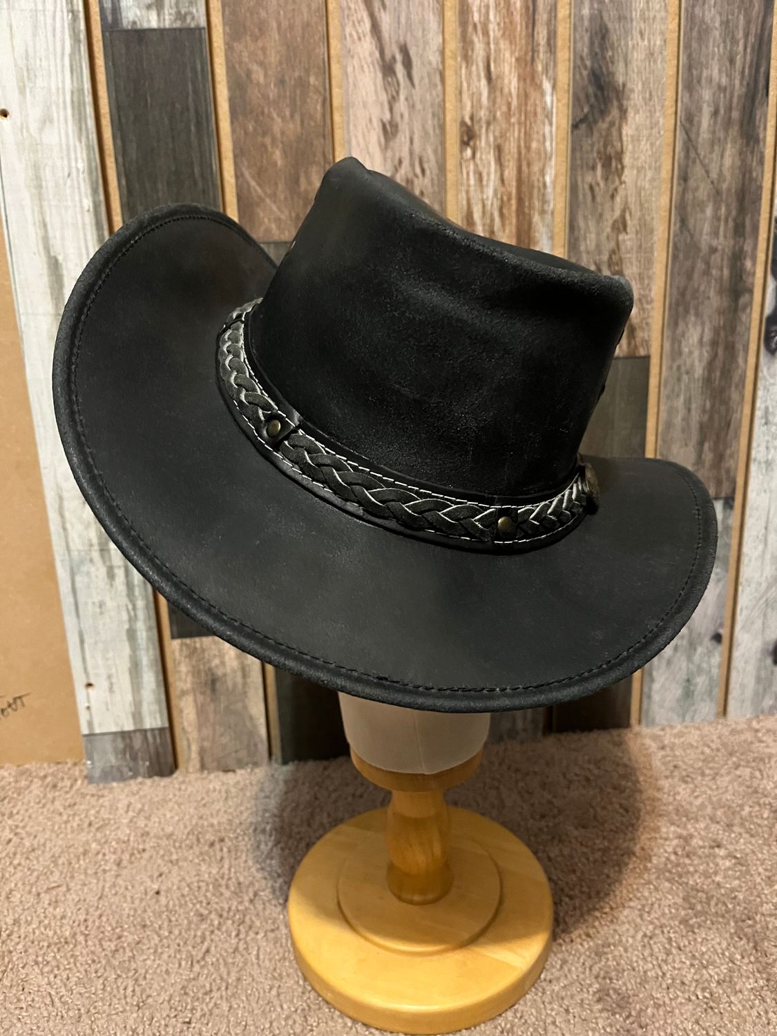 Australian Outback Black Buffalo Leather XL