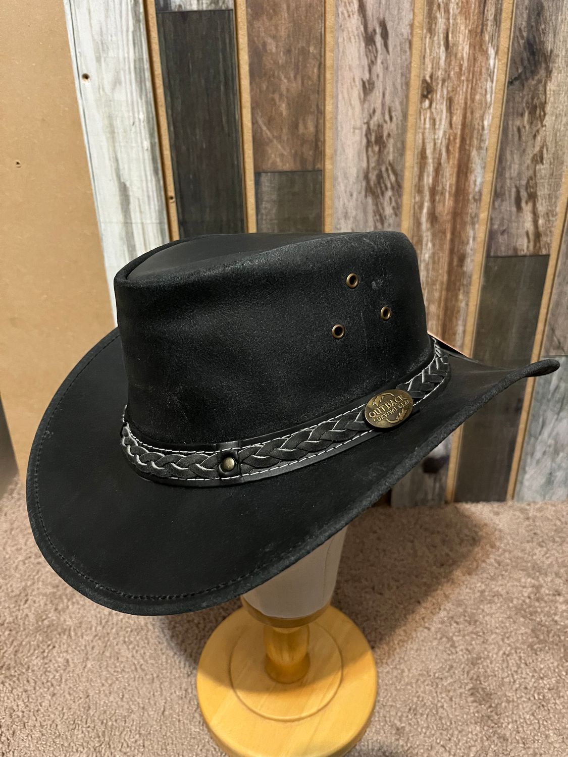 Australian Outback Black Buffalo Leather XL