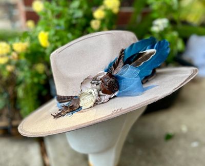 Tash Taupe Rancher Large