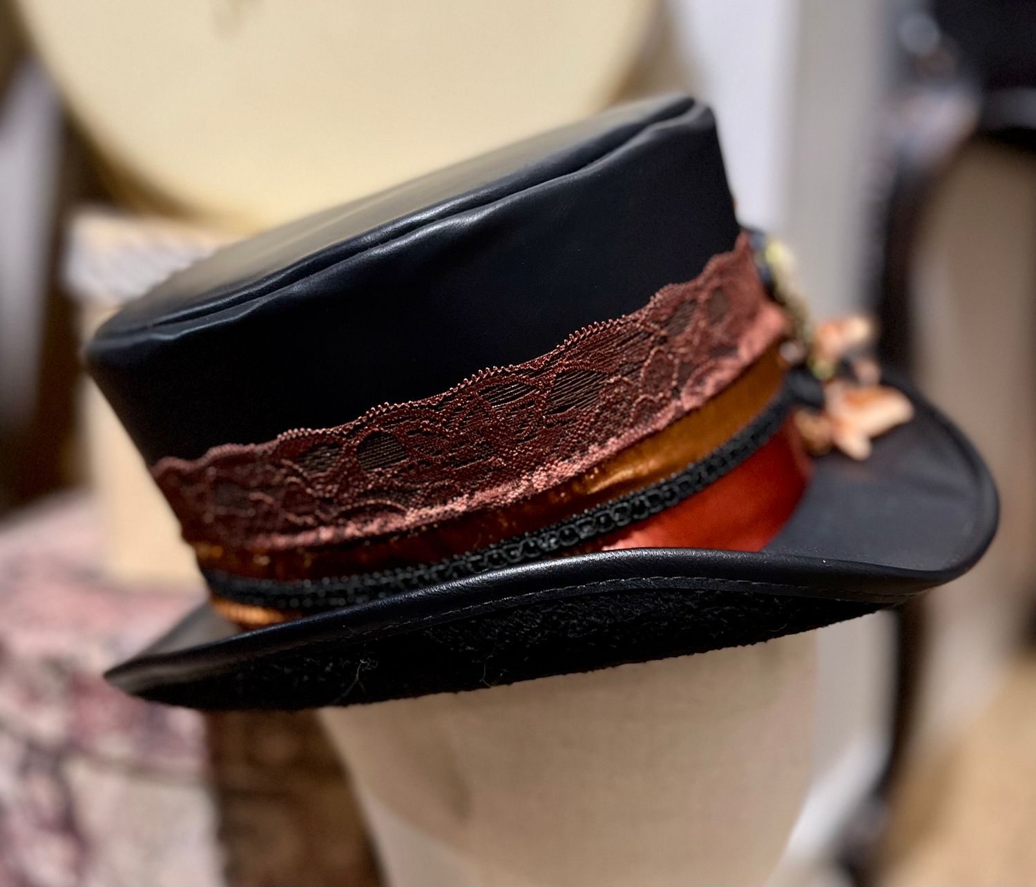 Faux Leather Ladies Top Hat/rust with Cameo Large