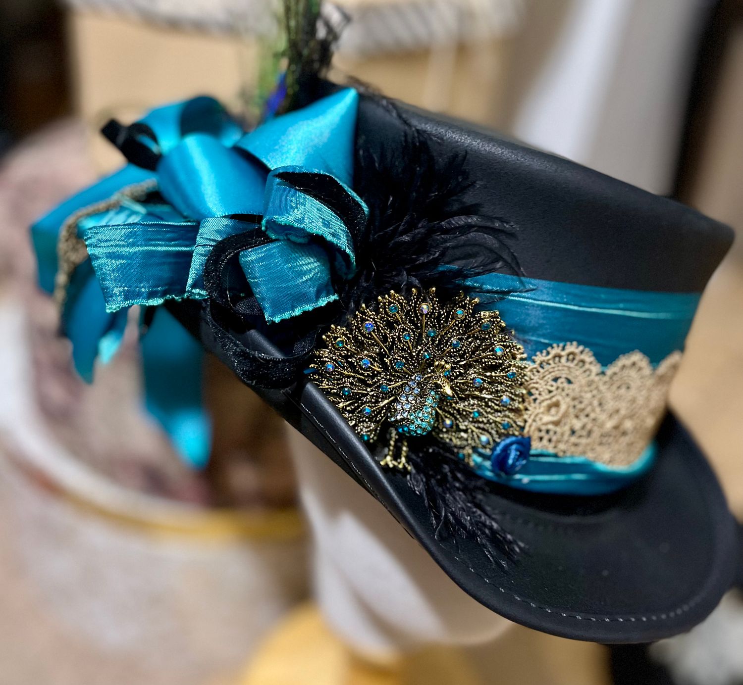 El Dorado AH Ladies Black Peacock Leather top hat/Large