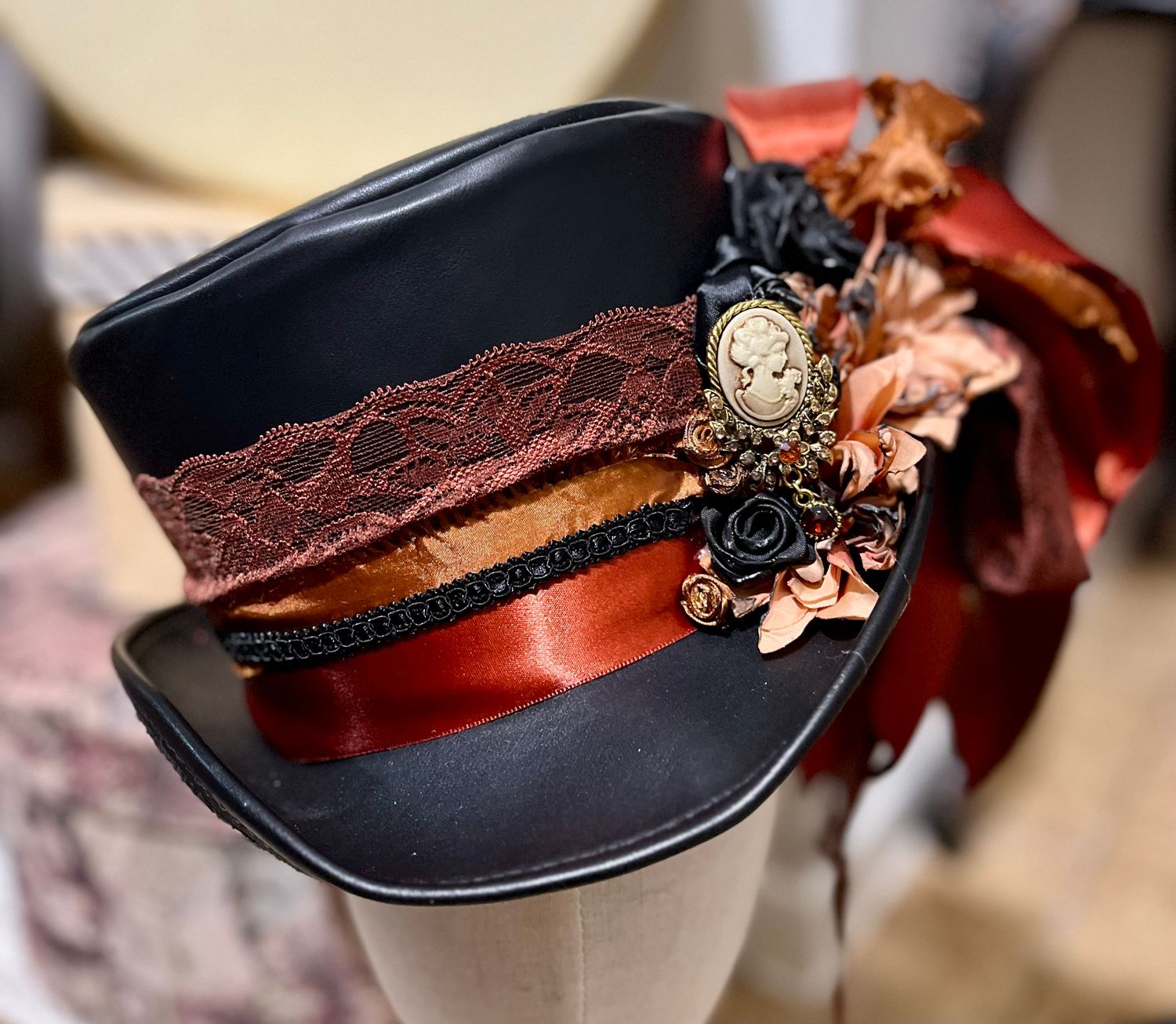 Faux Leather Ladies Top Hat/rust with Cameo Large