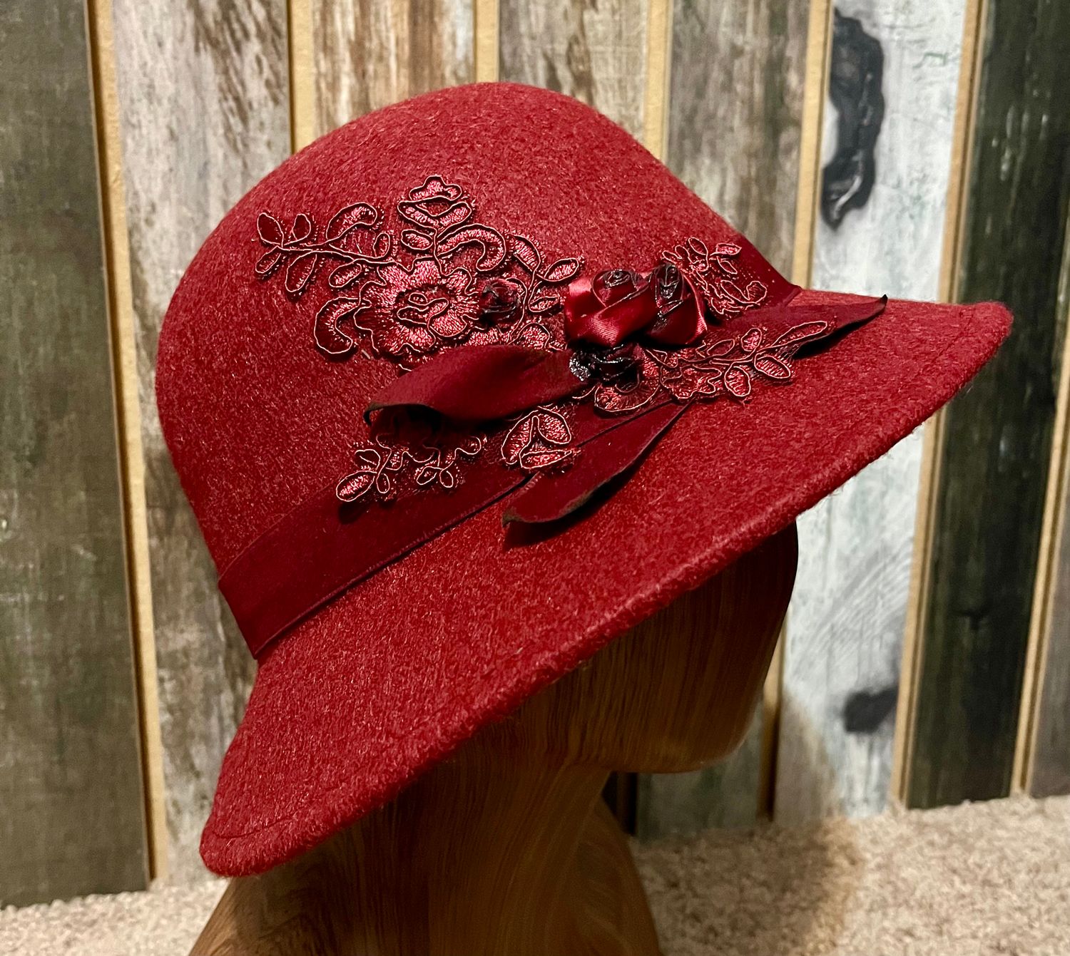 Primrose Bell Cloche Burgundy