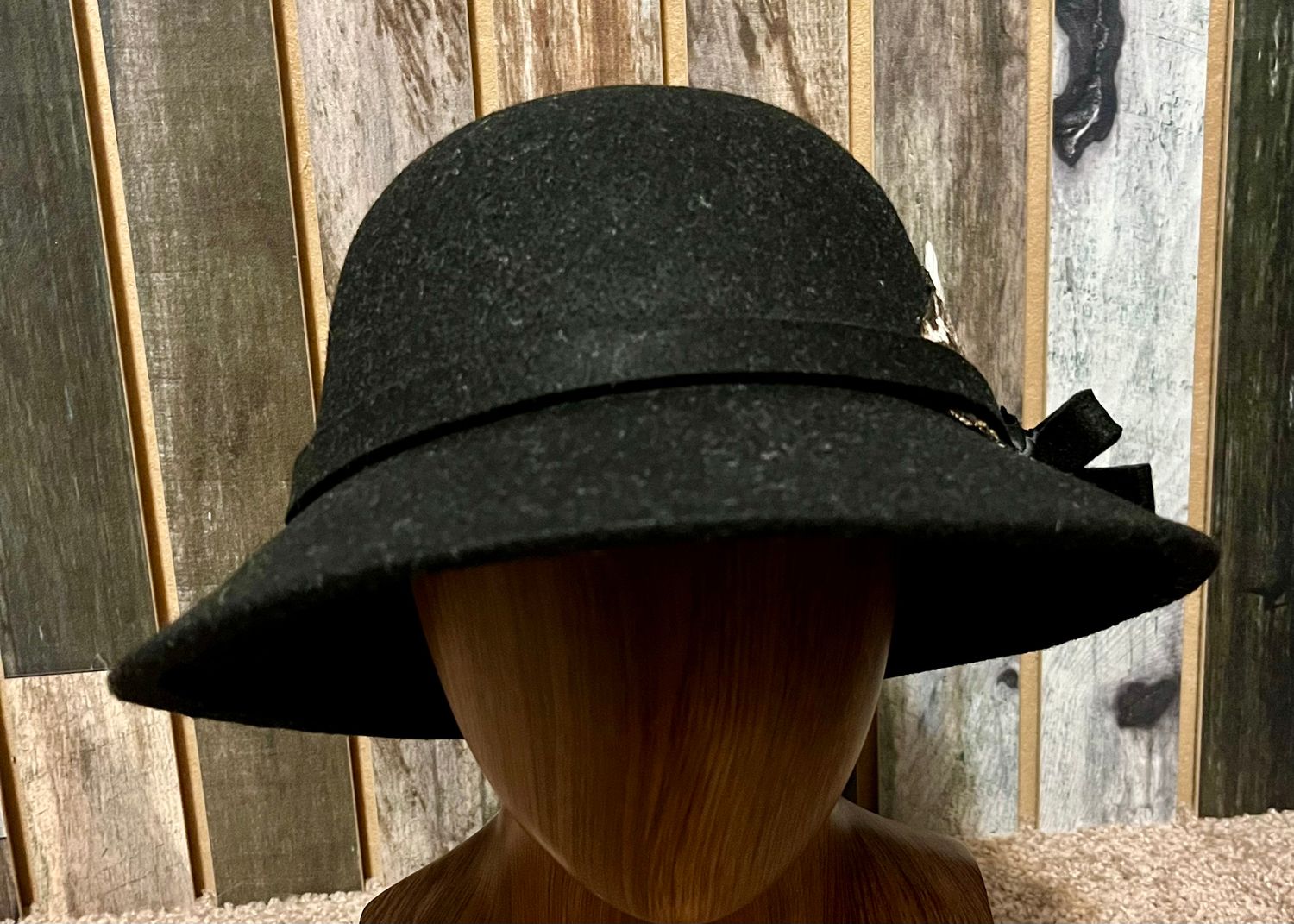 Caroline Cloche with leopard accent